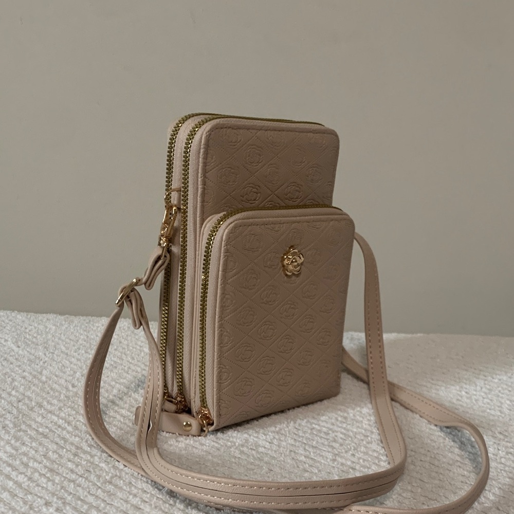 Elegant Tan Crossbody Bag